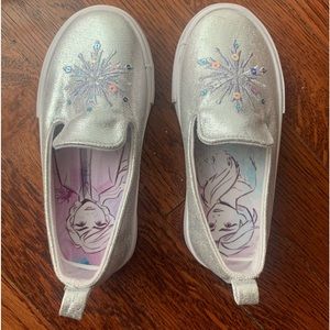 Disney Frozen- snowflake slip on shoes size 9